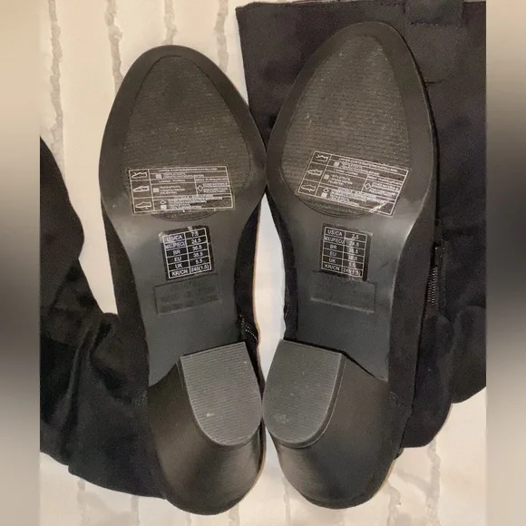 Forever 21 Women's Black Knee-High Boots Size: 7.5 - Picture 2 of 2